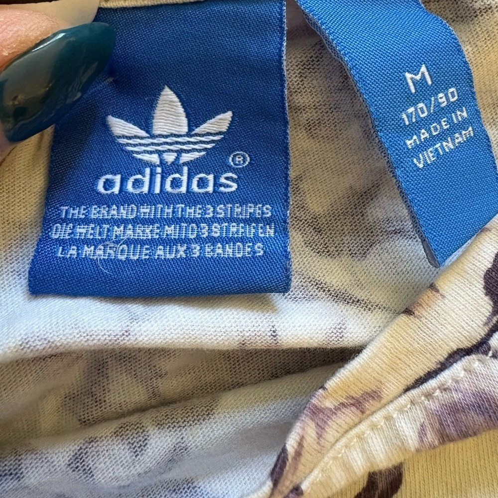 Adidas purple floral cotton cropped tee size medium - Picture 3 of 6